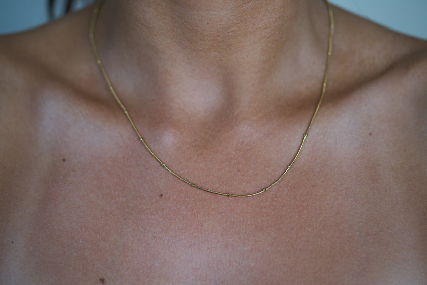 Dainty Dot Necklace