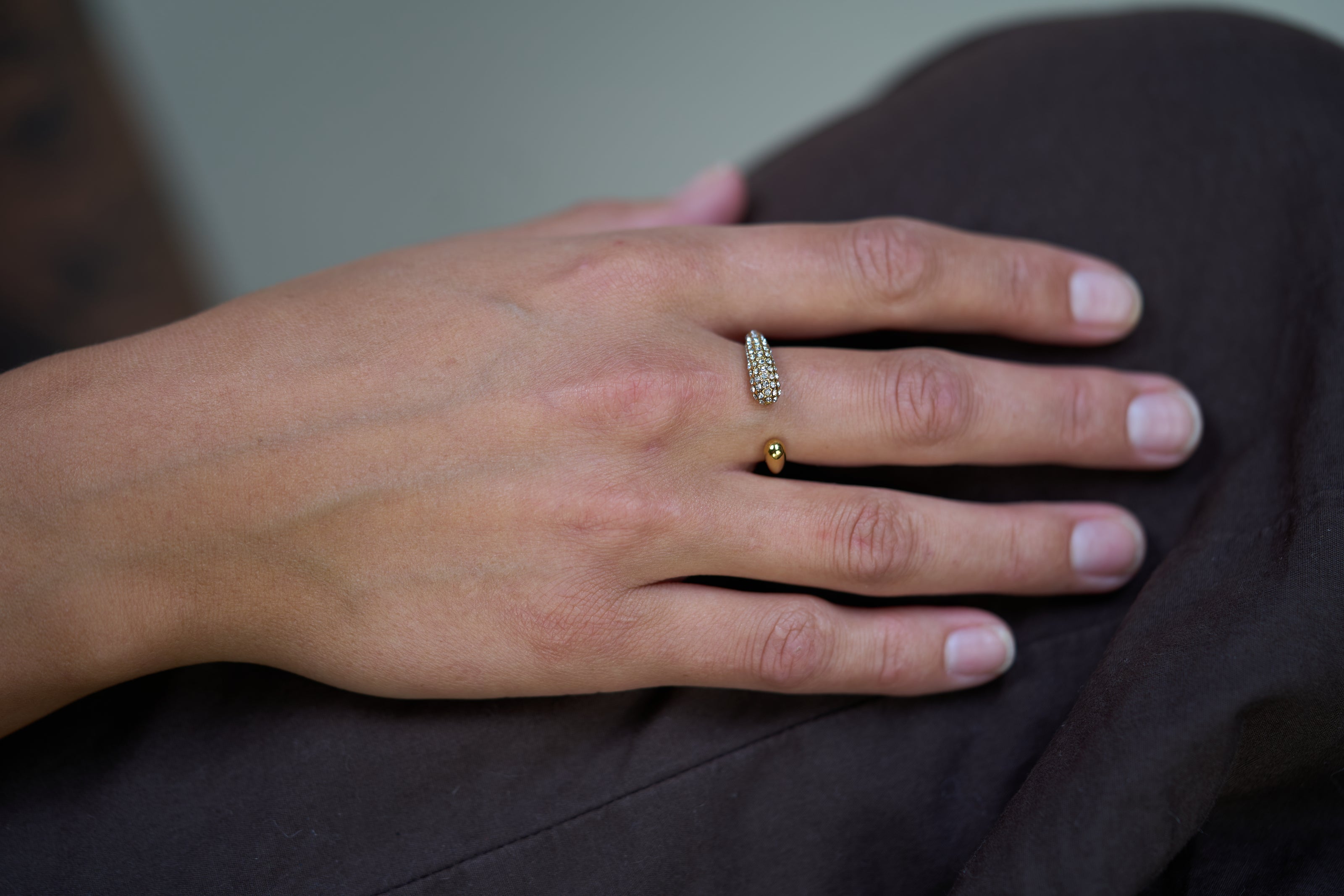 Crystal Curve Ring