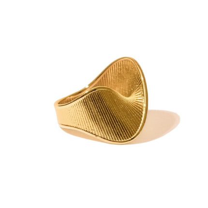 Sculpt Shield Ring